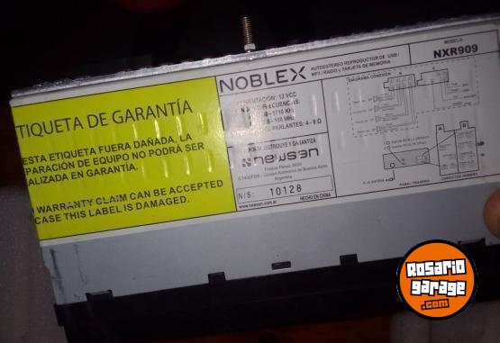 Accesorios para Autos - LIQUIDO 3 Stereos juntos - En Venta