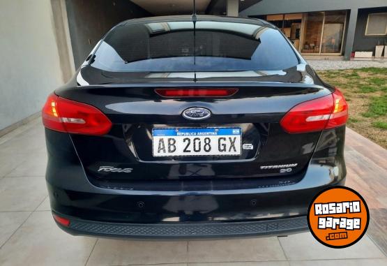 Autos - Ford Focus 2017 Nafta 100000Km - En Venta