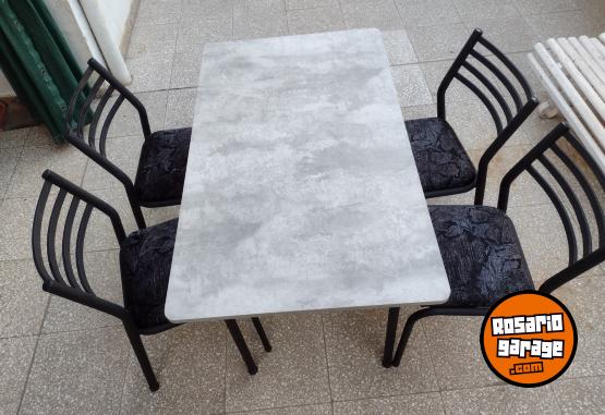 Hogar - Juego de comedor de cao: mesa ms cuatro sillas - En Venta