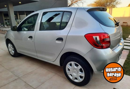 Autos - Renault Sandero 2015 Nafta 90000Km - En Venta