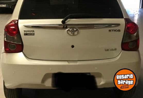 Autos - Toyota Etios xls 2021 Nafta 35000Km - En Venta