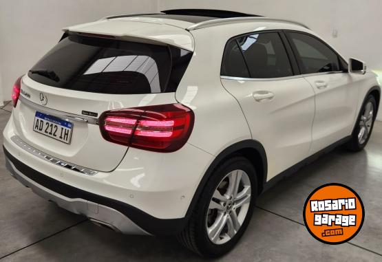 Autos - Mercedes Benz Gla 200 2018 Nafta 107000Km - En Venta