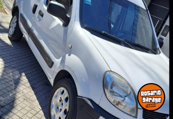 Utilitarios - Renault Kangoo 5a base 1.6 2011 GNC 169000Km - En Venta