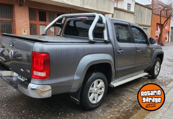 Camionetas - Volkswagen Amarok highline 4x4 permu 2010 Diesel 210000Km - En Venta