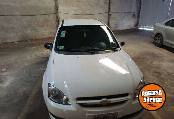 Autos - Chevrolet Clasic 4 puertas AA+Dir 1 2012 Nafta 180000Km - En Venta