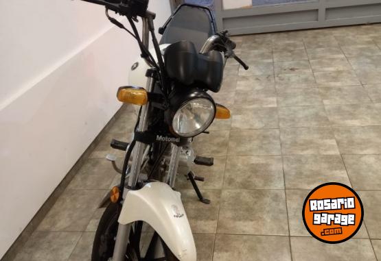 Motos - Motomel 150 2023 Nafta 11900Km - En Venta