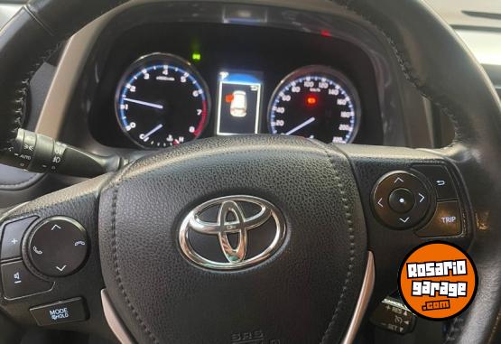 Camionetas - Toyota rav4 2018 Nafta 168000Km - En Venta