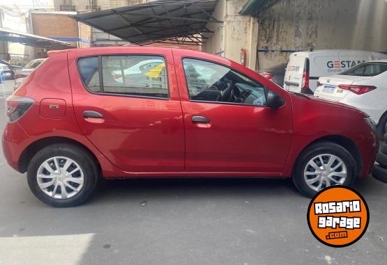 Autos - Renault Sendero entrada de gama 2023 Nafta 70000Km - En Venta