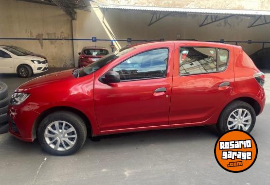 Autos - Renault Sendero entrada de gama 2023 Nafta 70000Km - En Venta