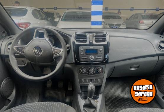 Autos - Renault Sendero entrada de gama 2023 Nafta 70000Km - En Venta