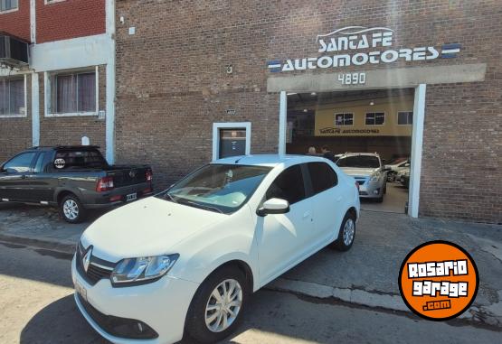 Autos - Renault Logan 2015 GNC 95000Km - En Venta