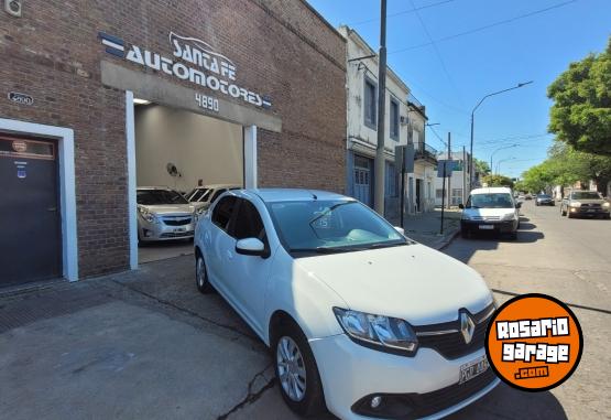 Autos - Renault Logan 2015 GNC 95000Km - En Venta