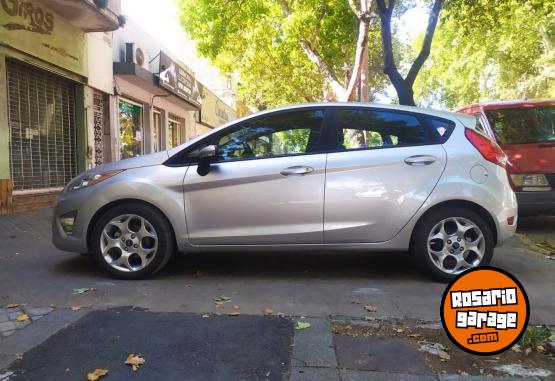 Autos - Ford FIESTA KINETICK TITANIUM 2013 Nafta 32000Km - En Venta