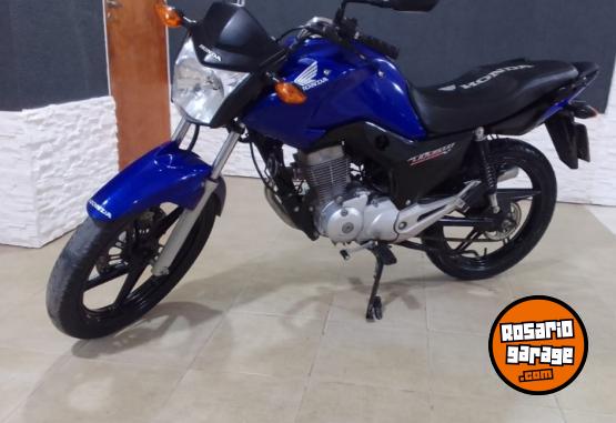 Motos - Honda Titan 2019 Nafta 45000Km - En Venta