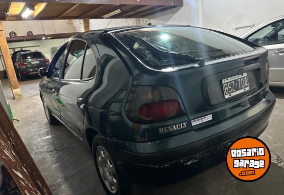 Autos - Renault Megane 5ptas 1998 Nafta  - En Venta