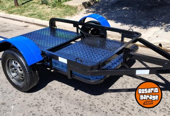 Accesorios para Autos - Trailer bajo bsculante - Marca TRAK - En Venta