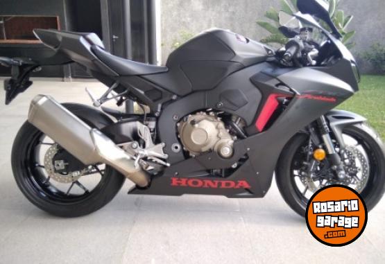 Motos - Honda CBR 1000rr 2018 Nafta 6000Km - En Venta