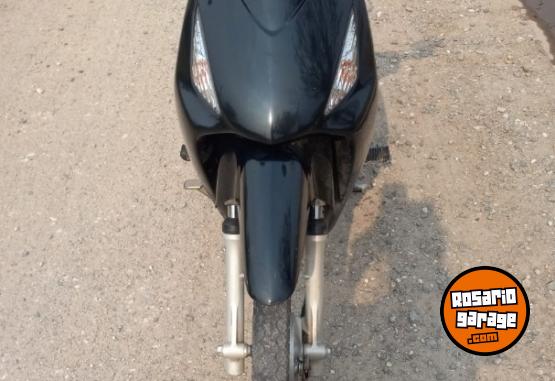 Motos - Honda Biz 2014 Nafta 13460Km - En Venta