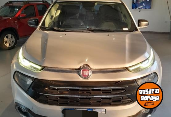 Camionetas - Fiat Toro volcano 2017 Diesel 135000Km - En Venta