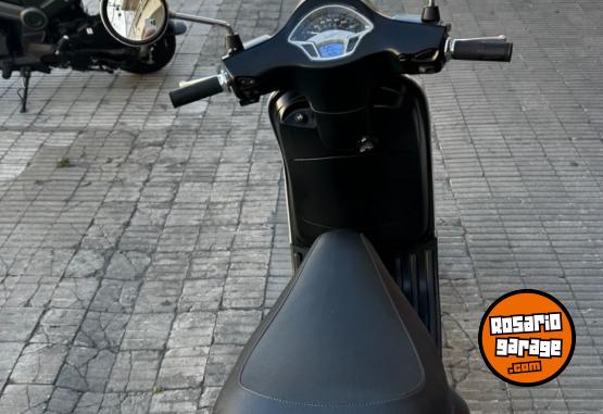 Motos - Vespa Vxl 2019 Nafta 2500Km - En Venta