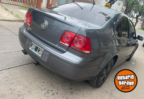 Autos - Volkswagen BORA 2.0 TRENDLINE MPI 2011 Nafta  - En Venta