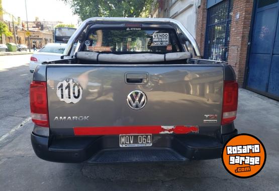 Camionetas - Volkswagen AMAROK TRENDLINE 4X4 180C 2013 Diesel 250000Km - En Venta