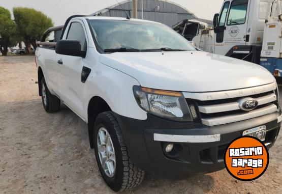 Camionetas - Ford Ranger CS - 4x4 - 2.2 2013 Diesel 225000Km - En Venta