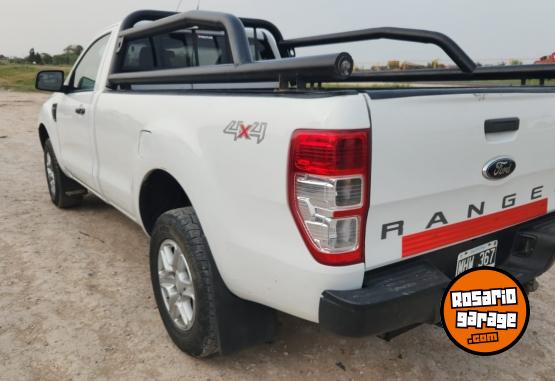 Camionetas - Ford Ranger CS - 4x4 - 2.2 2013 Diesel 225000Km - En Venta