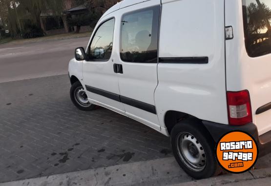 Utilitarios - Peugeot Partner mixta 2017 Diesel 83500Km - En Venta