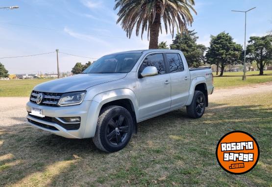 Camionetas - Volkswagen Amarok 2017 Diesel 101500Km - En Venta