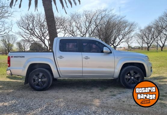 Camionetas - Volkswagen Amarok 2017 Diesel 101500Km - En Venta