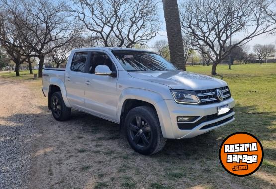 Camionetas - Volkswagen Amarok 2017 Diesel 101500Km - En Venta