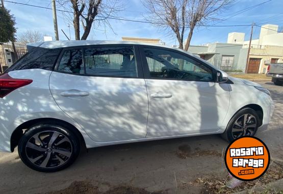 Autos - Toyota YARIS XLS CVT PACK 2022 Nafta 19000Km - En Venta