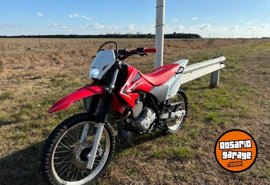 Motos - Honda Tornado 2014 Nafta 16000Km - En Venta