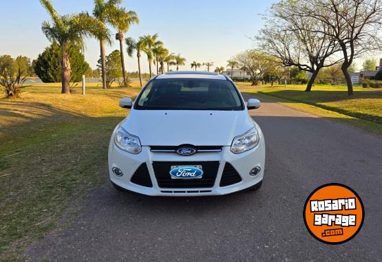 Autos - Ford Focus SE PLUS 2014 Nafta 125000Km - En Venta