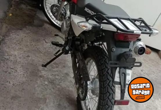 Motos - Honda XR 150 2023 Nafta 13000Km - En Venta