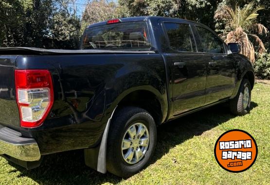 Camionetas - Ford RANGER XLS 4X4 2016 Diesel 109000Km - En Venta