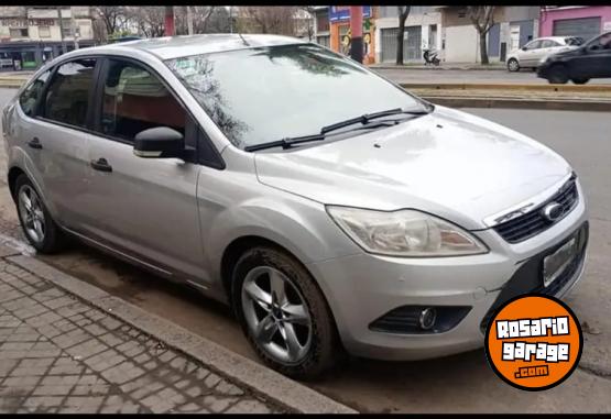 Autos - Ford Focus 2010 GNC 180000Km - En Venta