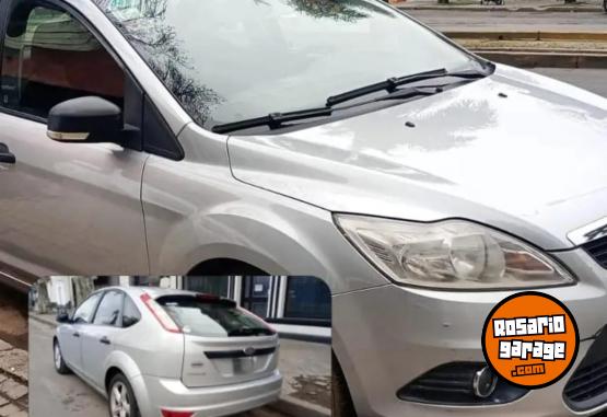 Autos - Ford Focus 2010 GNC 180000Km - En Venta