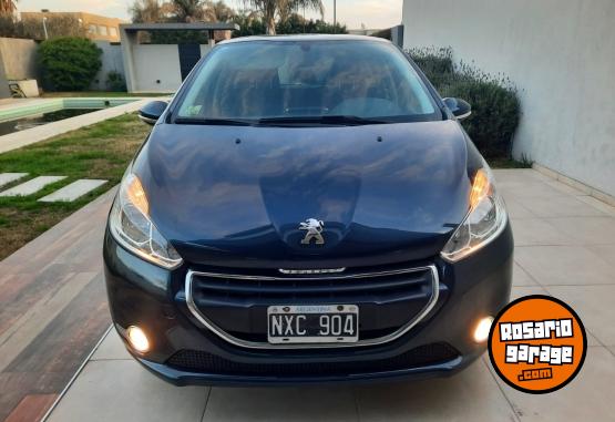 Autos - Peugeot 208 2014 Nafta 100000Km - En Venta