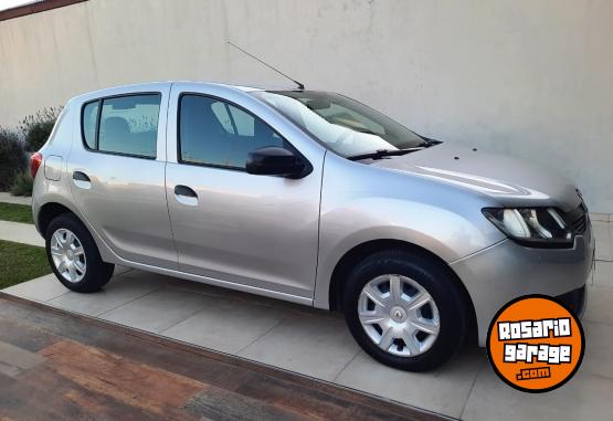 Autos - Renault Sandero 2015 Nafta 90000Km - En Venta