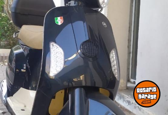 Motos - Motomel Strato Euro 150 2023 Nafta 3800Km - En Venta