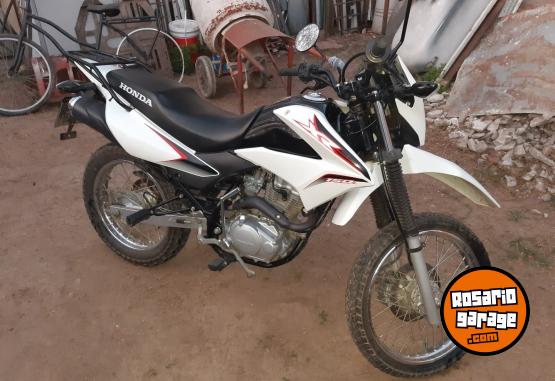 Motos - Honda Xr150 2017 Nafta 14000Km - En Venta