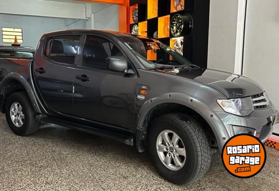 Camionetas - Mitsubishi L200 TRITN GLS 2016 Diesel 95000Km - En Venta