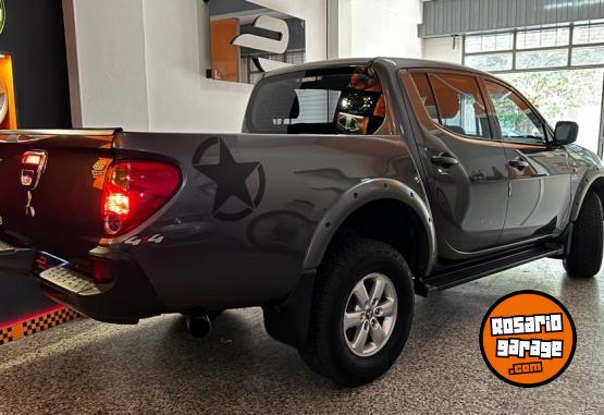 Camionetas - Mitsubishi L200 TRITN GLS 2016 Diesel 95000Km - En Venta