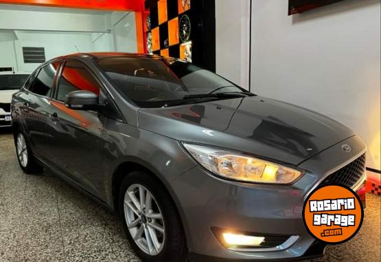 Autos - Ford FOCUS SE 2016 Nafta 160000Km - En Venta