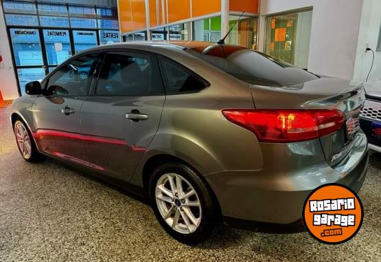 Autos - Ford FOCUS SE 2016 Nafta 160000Km - En Venta