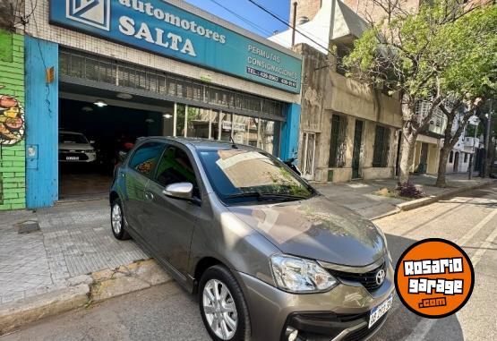 Autos - Toyota Etios xls 1.5 2017 Nafta 74000Km - En Venta