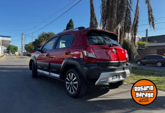 Autos - Toyota Etios 2016 Nafta 148000Km - En Venta