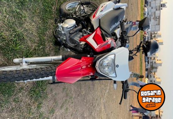 Motos - Motomel Skua150 2022 Nafta 6100Km - En Venta